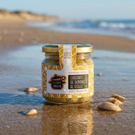 Coquinas de Doñana al ajillo La Cocina de Sanlúcar