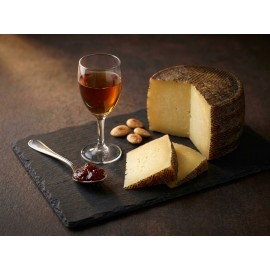 Queso de oveja curado en aceite de oliva El Bosqueño